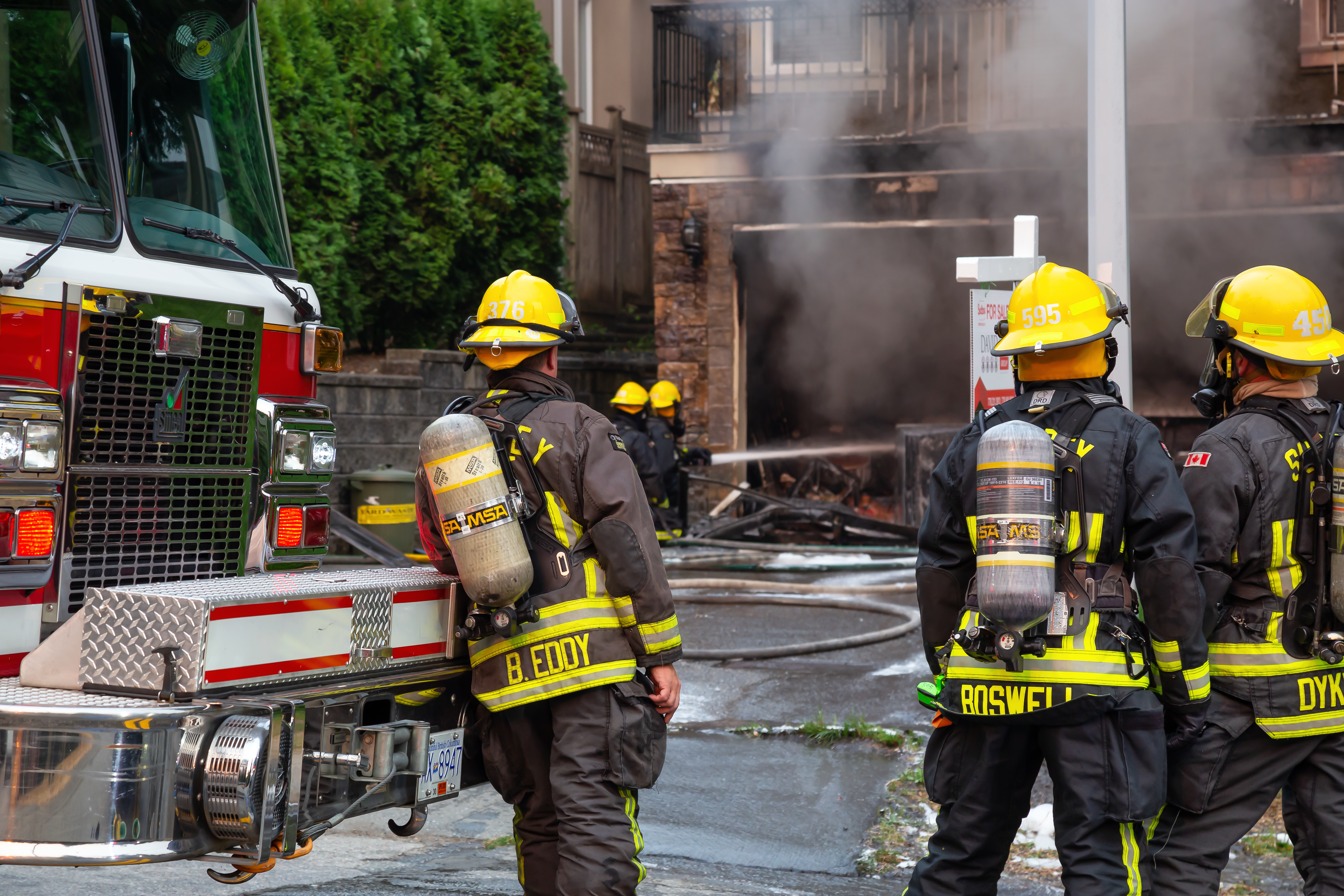 residence fire in Canada