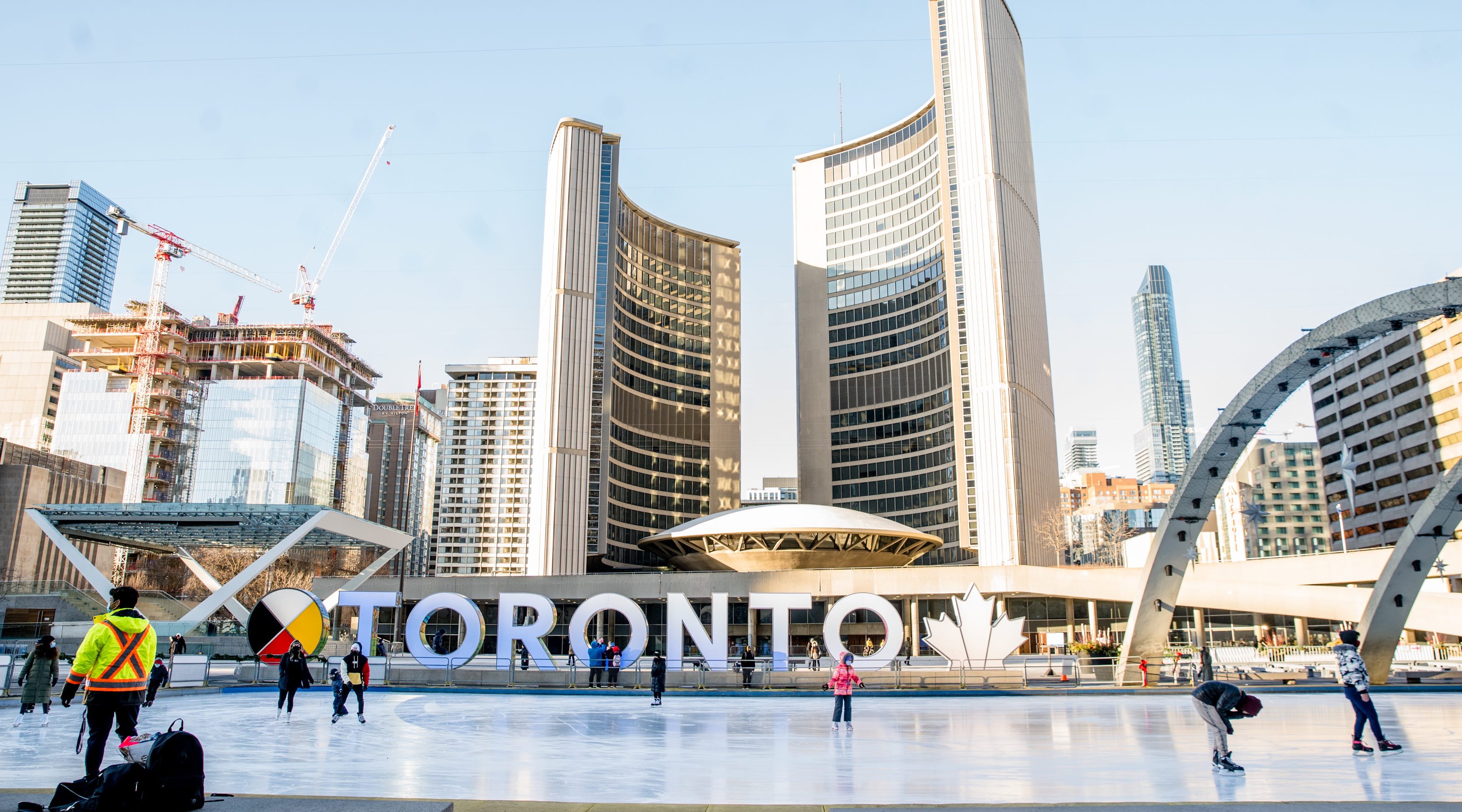 ice skating in toronto